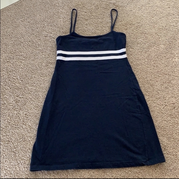 3/$20 Brandy Melville Fitted Mini Lillian D - Picture 11 of 12